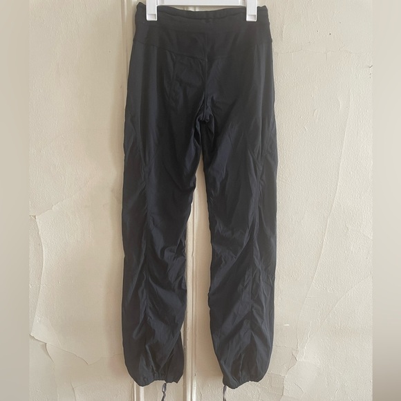 LULULEMON OLD SCHOOL VINTAGE STUDIO DANCE PANTS JOGGERS BLACK 4 read description - Picture 3 of 5